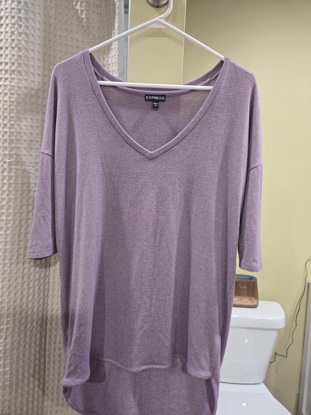 Express Lavender V-Neck Short Sleeve Soft Relaxed Top Size S